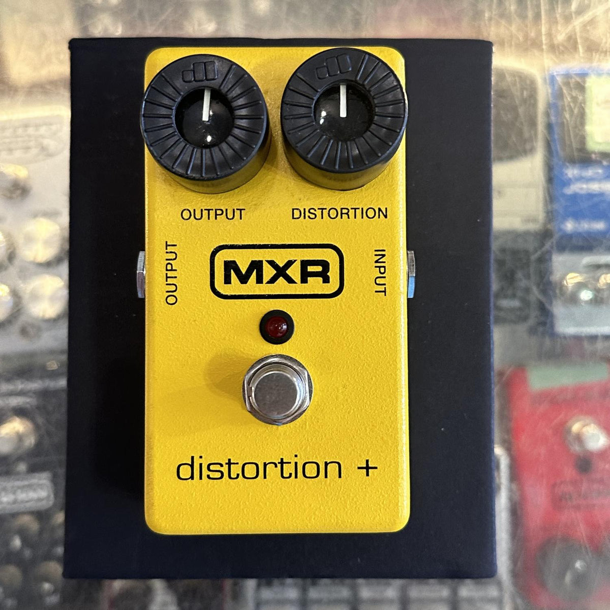 MXR Distortion + USED W/Box – Twin Town Guitars