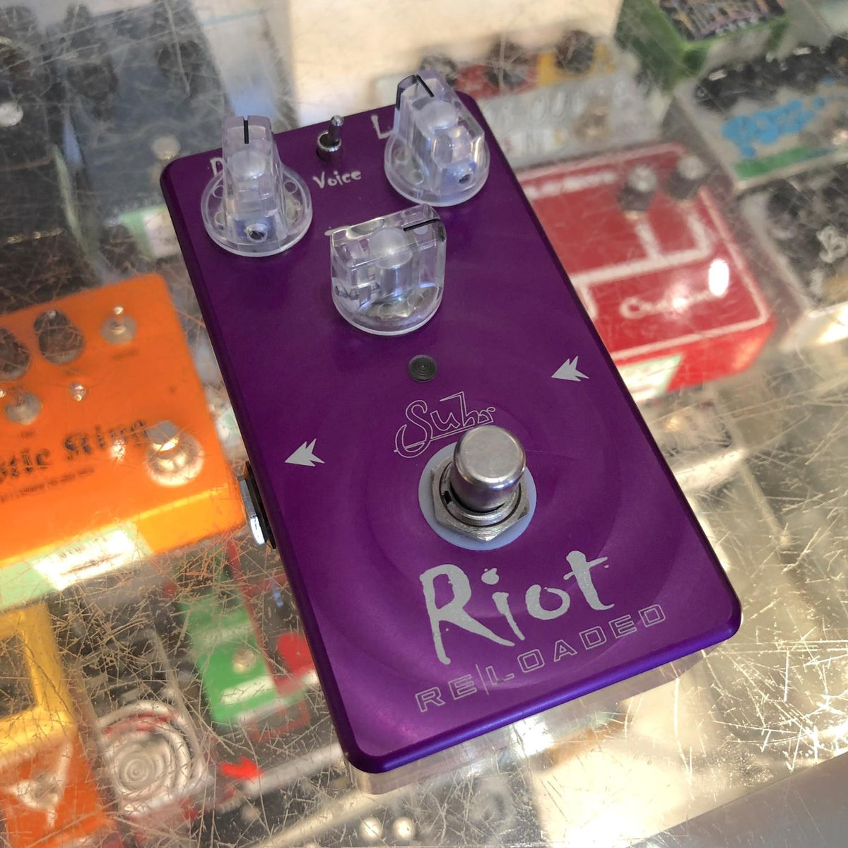 Suhr Riot Reloaded Distortion Pedal USED – Twin Town Guitars