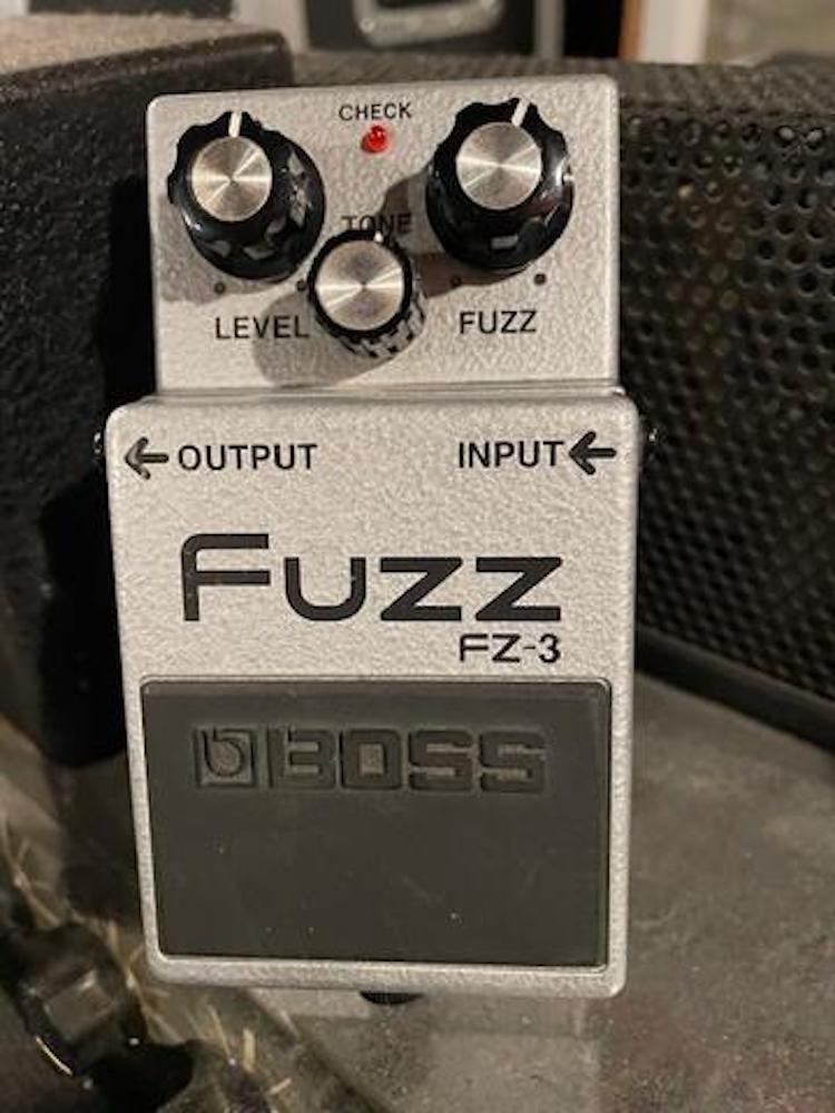 BOSS FZ-3 Fuzz USED – Twin Town Guitars