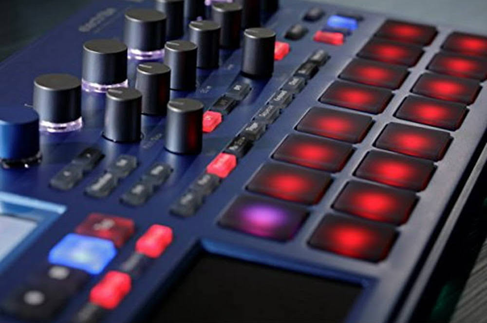 KORG Electribe 2 Blue Music 16-Part Production Station and Drum