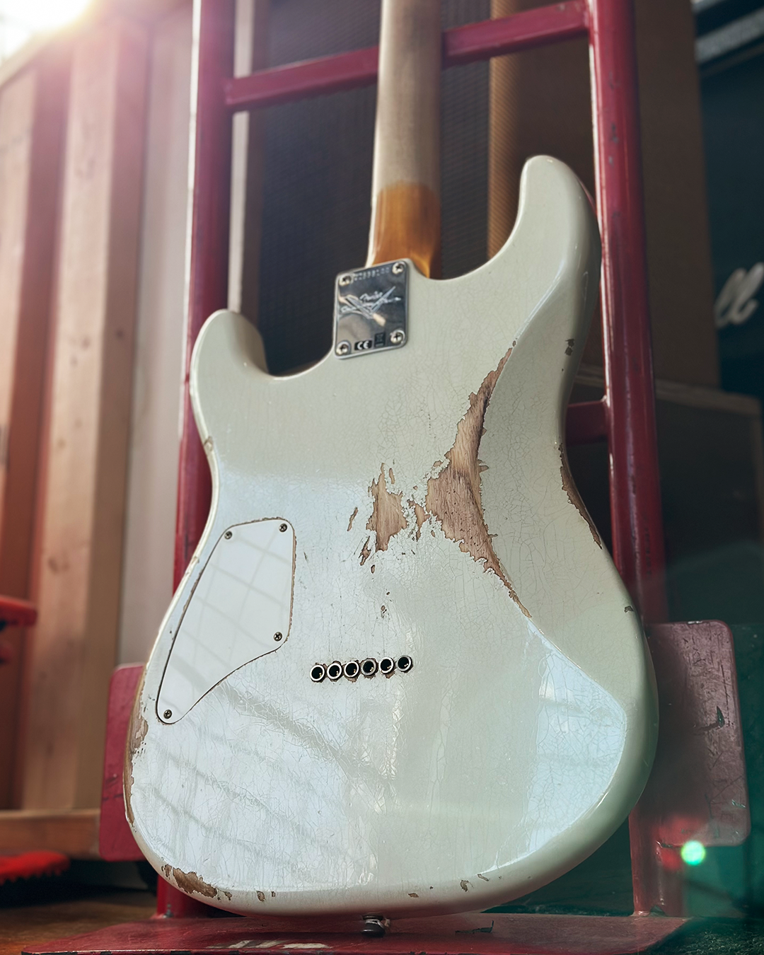 Fender Custom Shop Limited Heavy Relic Aged Olympic White Fender Custom Shop Limited Heavy Relic Aged Olympic White