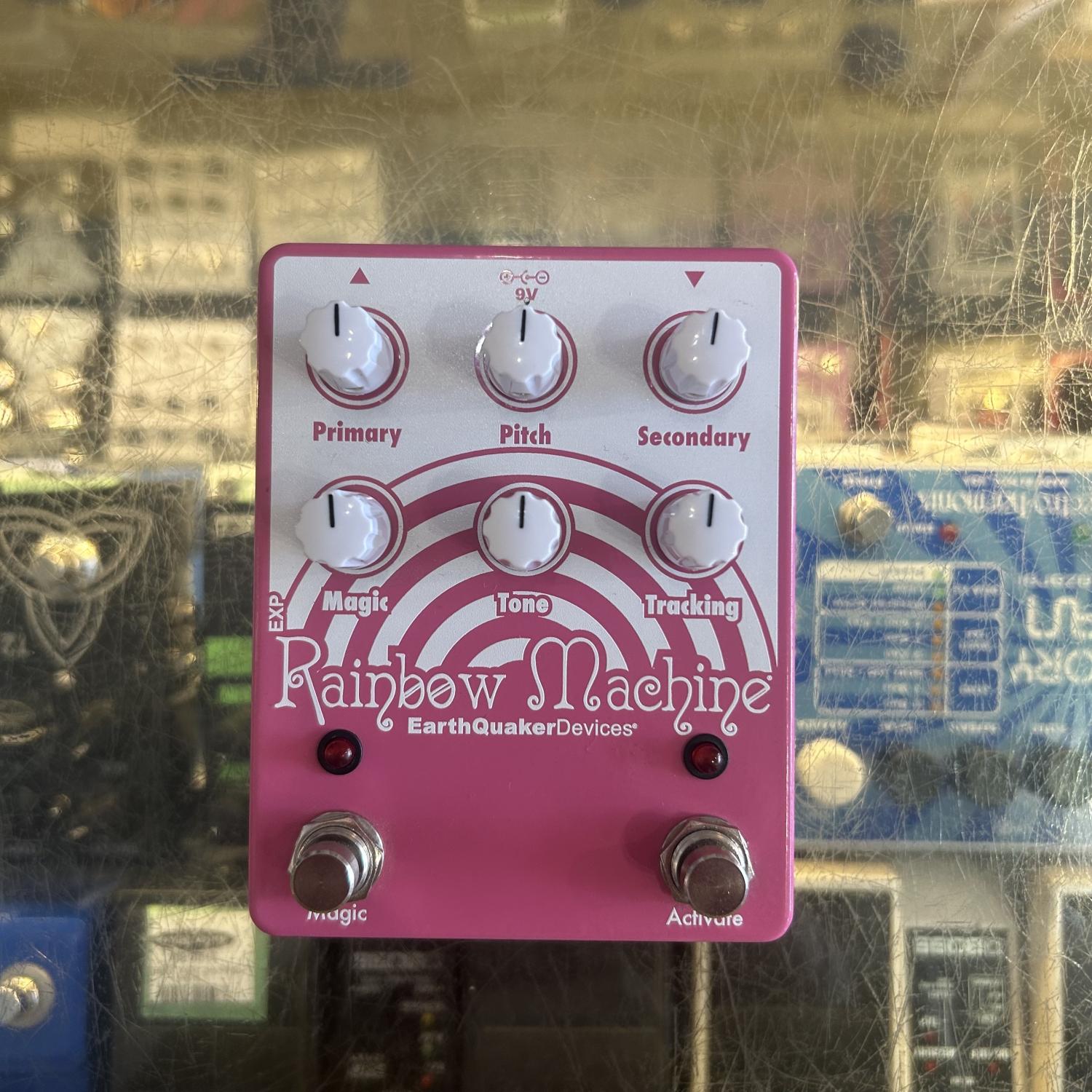 Earthquaker Devices Rainbow Machine Pitch Shifter Effects Pedal