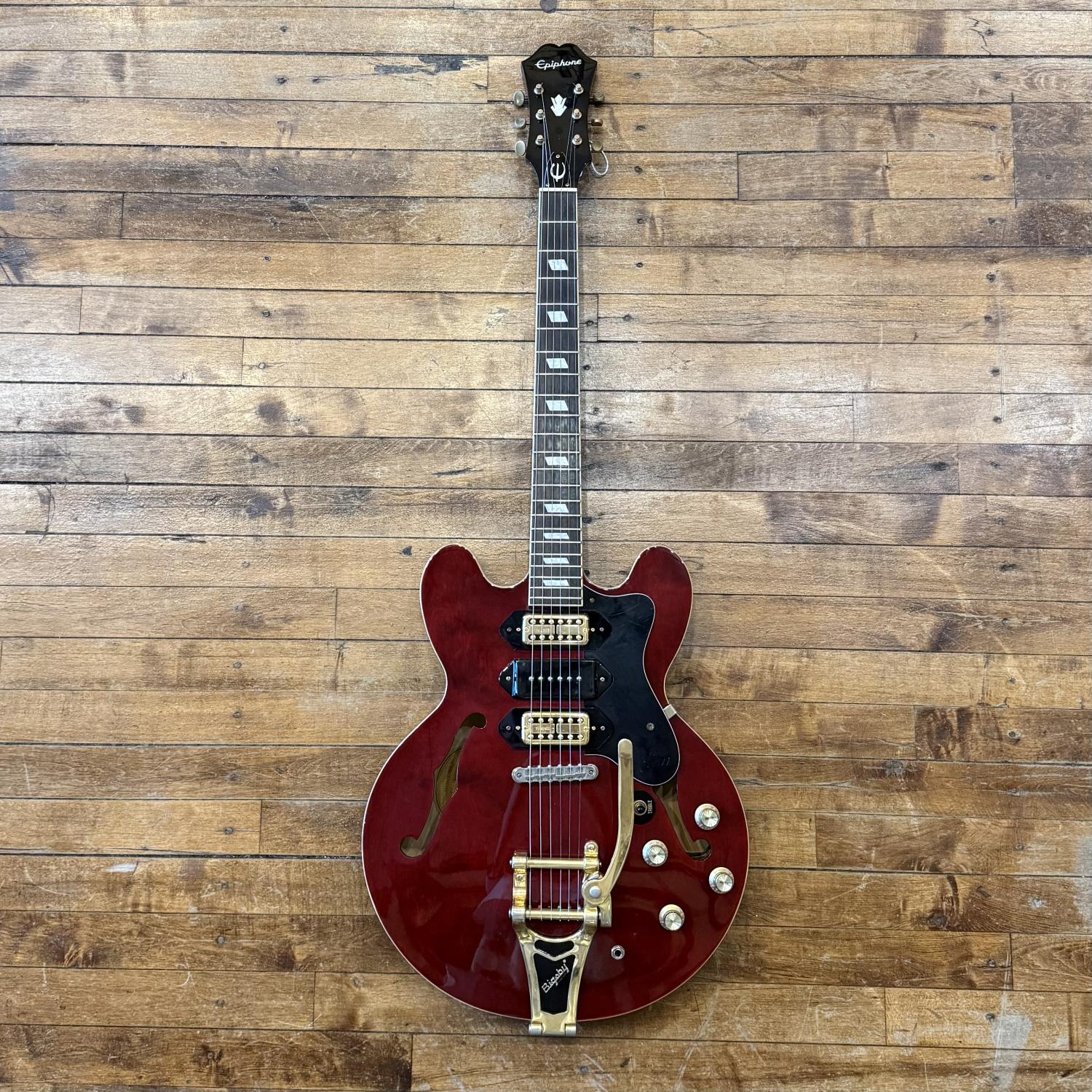 Epiphone Riviera P93 USED w/ Hardcase – Twin Town Guitars