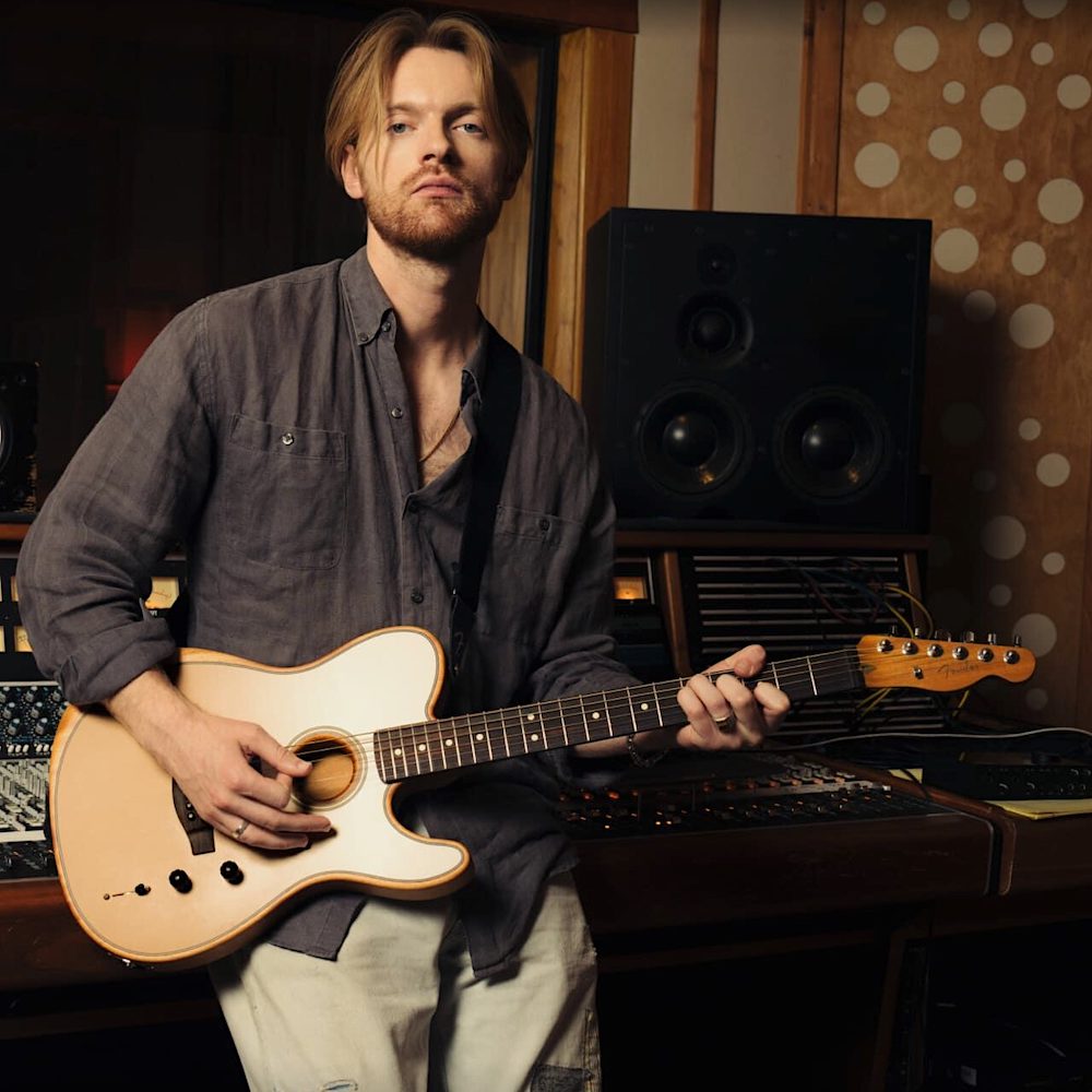 finneas gear Fender FINNEAS Acoustasonic Player Telecaster Guitar