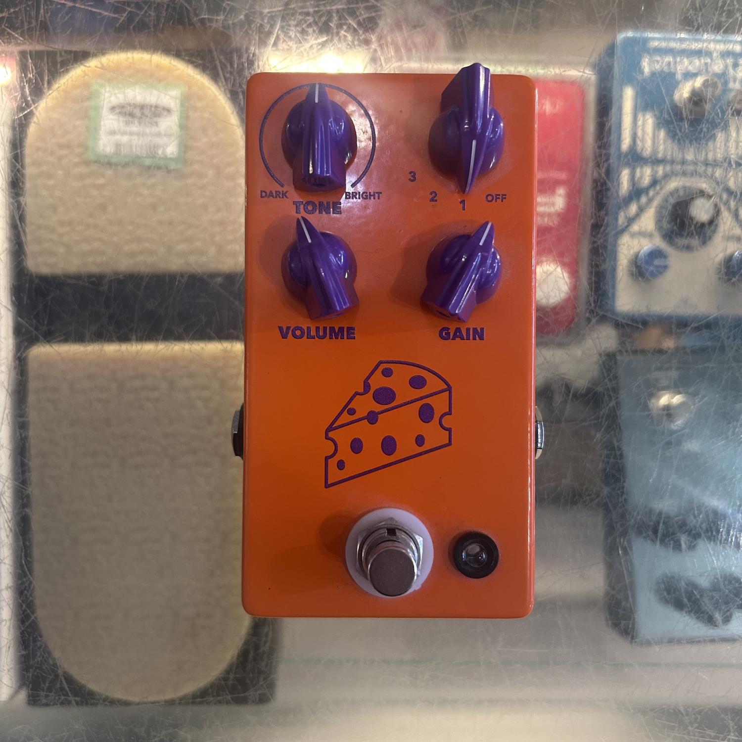 JHS CHeese Ball Distortion Effects Pedal USED – Twin Town Guitars