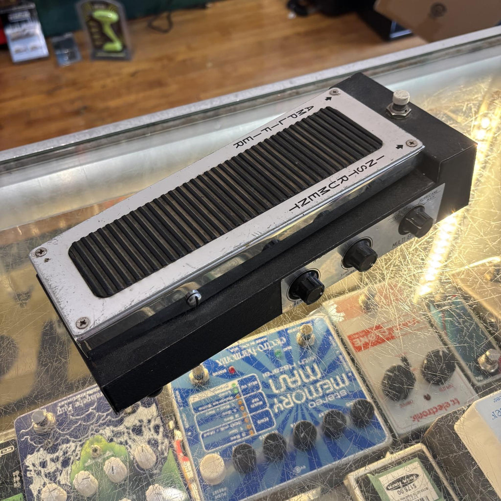 Wah Effects Pedals are everywhere at Twin Town Guitars!