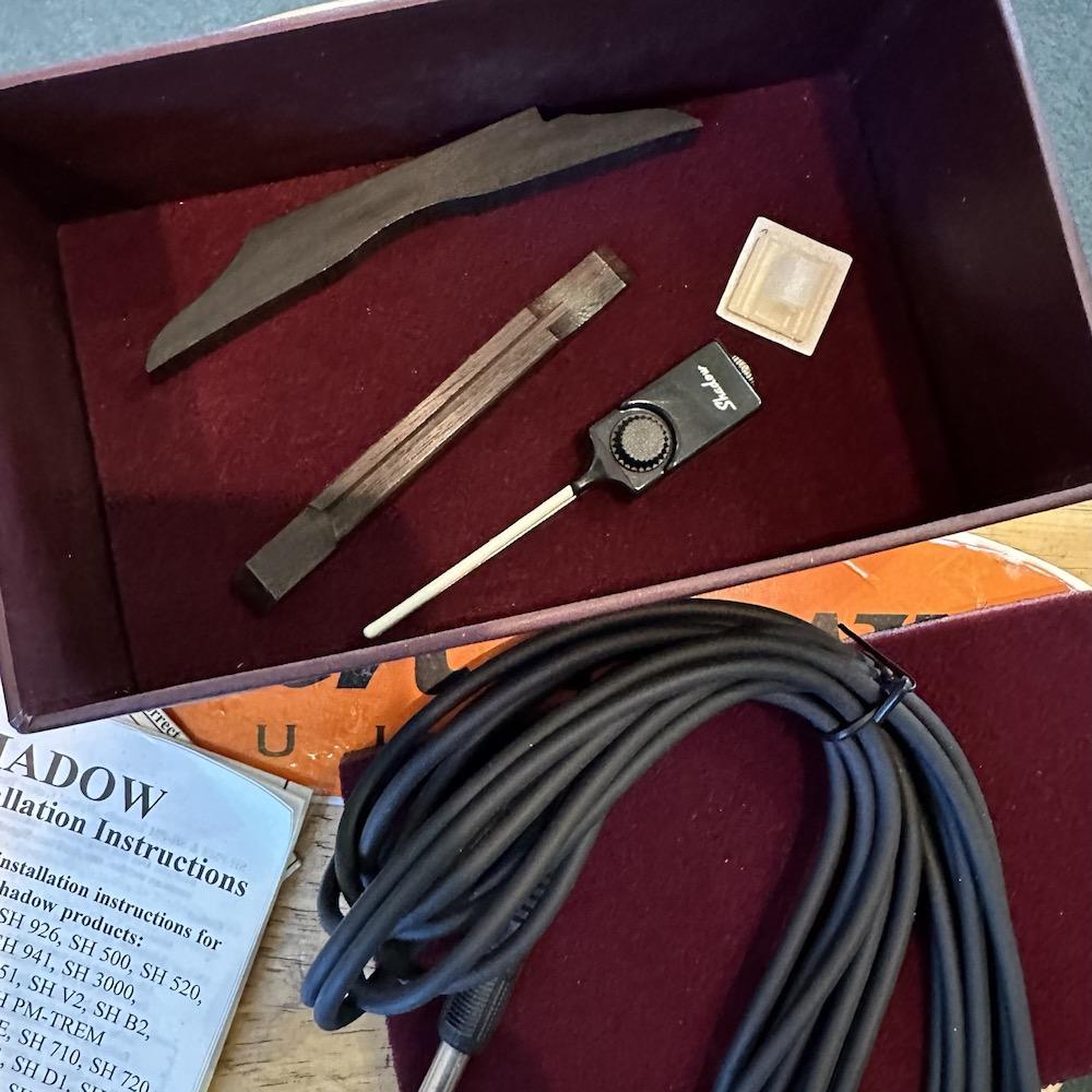 Shadow SH 920 Mandolin Pickup with Volume Control (box and instruction ...